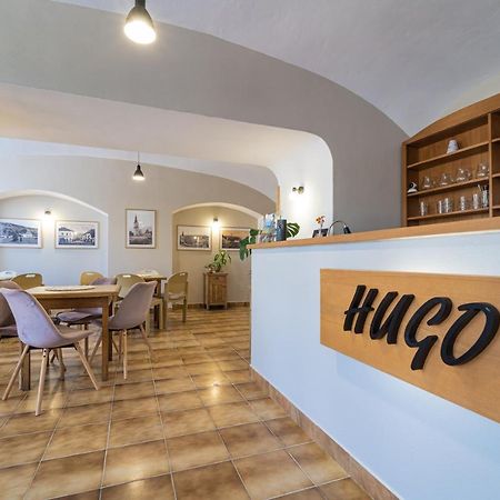 Bed & Breakfast Hugo Plesivec Exterior foto