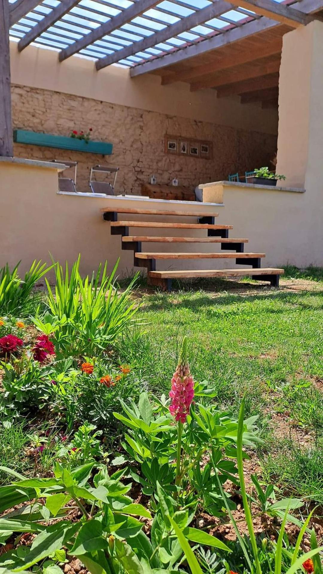 Bed & Breakfast Hugo Plesivec Exterior foto